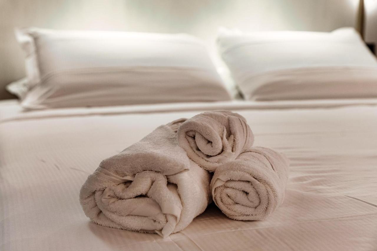 Suites Lorodellago Como - The House Of Travelers Buitenkant foto
