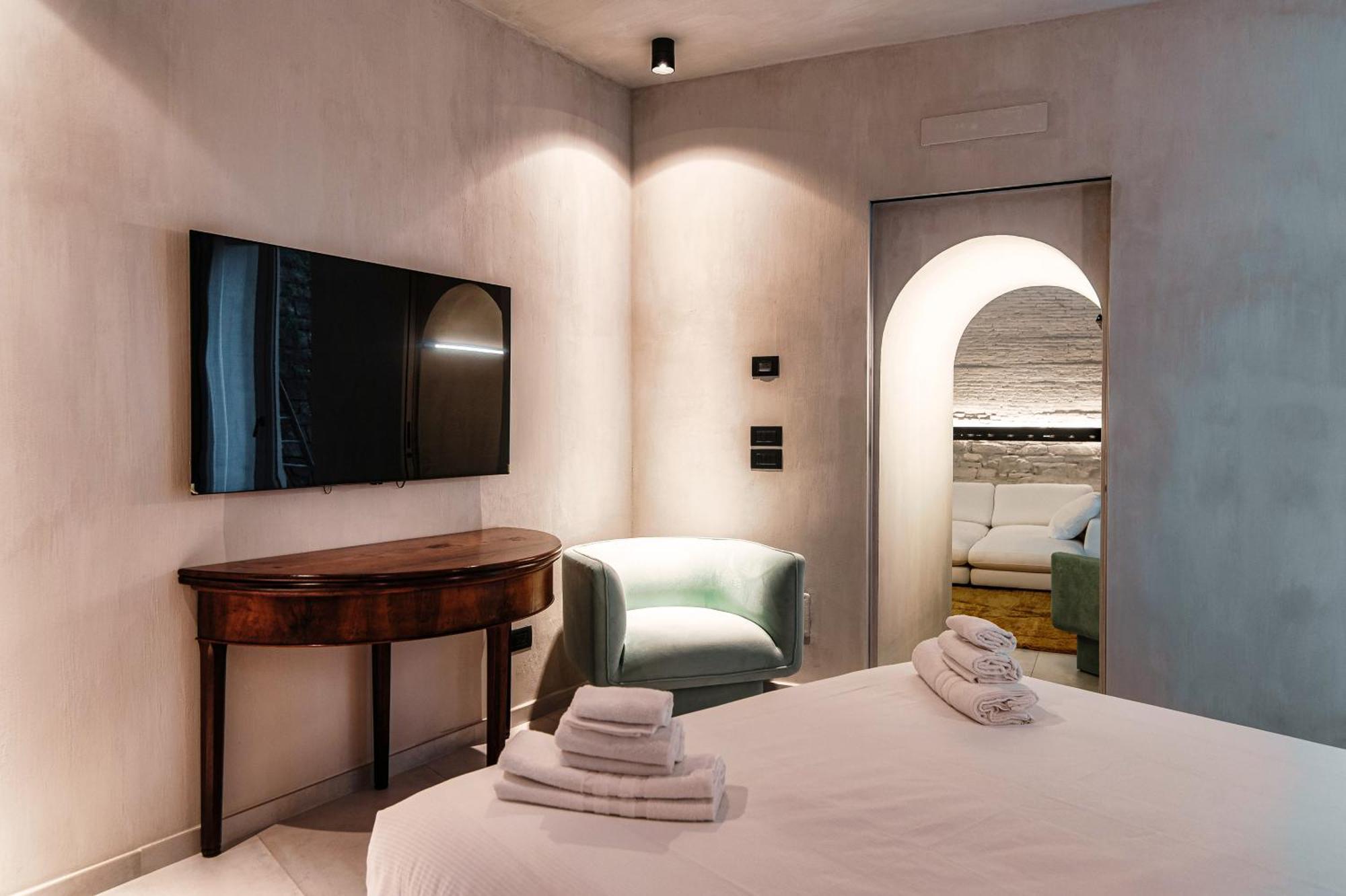 Suites Lorodellago Como - The House Of Travelers Buitenkant foto